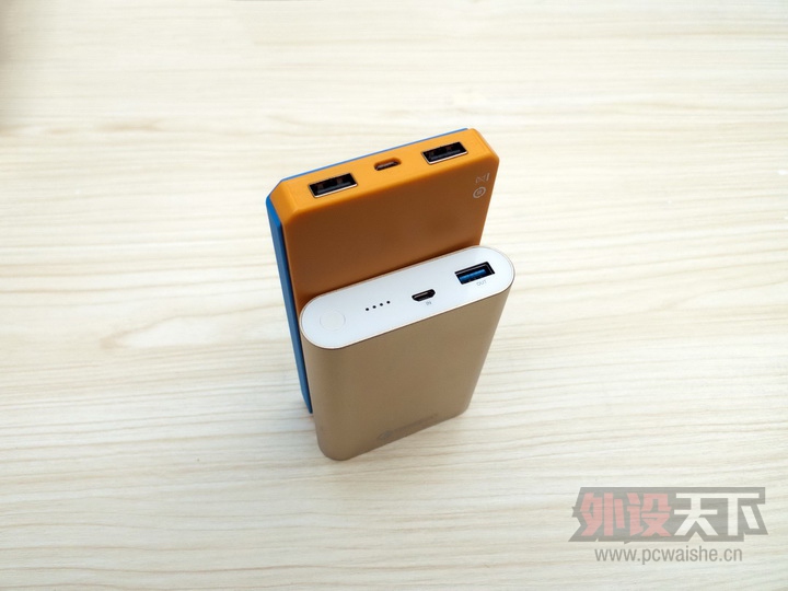 ����̨��T104QC2.0�ƶ���Դ---�м��������ſ��Կ���һ��