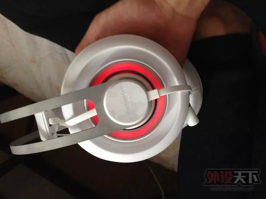 �������������ҵ�WNV1869���1700�ĸ��ó����۸�900 ��Ӣ800