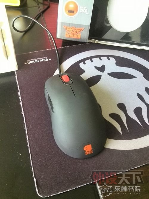 ZOWIEͺͷε