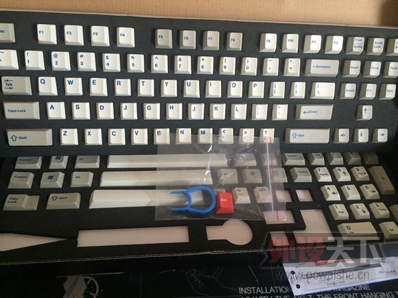 �����ݡ���enjoypbt��������ñ�Ұ��� �ͺ�ɫ��ESC
