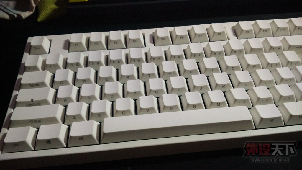 ���½���Leopold FC750R �ײ�̲���99��830��˳��½��