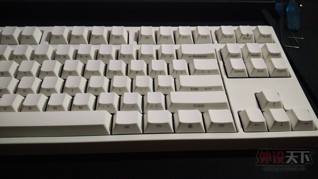 ���½���Leopold FC750R �ײ�̲���99��830��˳��½��