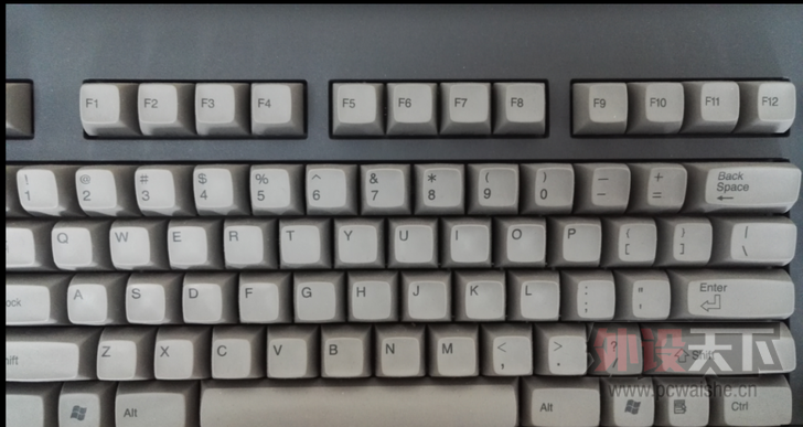 �����ˡ��ͷ��л� �����ݼ��� ���� realforce 104UG hipro ȫ��45g