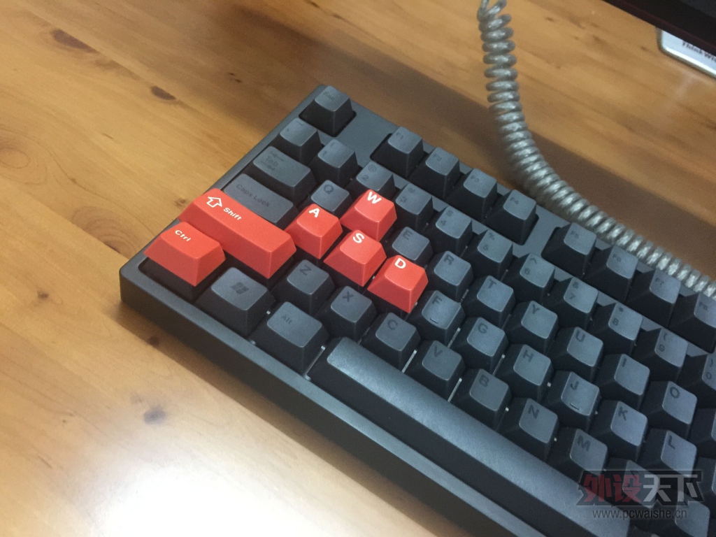 ��Ȫ�ݡ�GMK ��ɫ��ñ ����~~