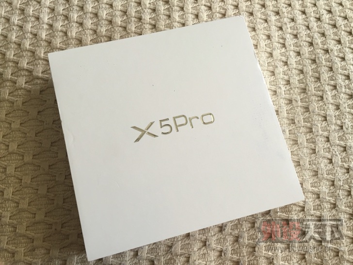 ��������VIVO X5pro 16G ��ɫ ˫4G�����˺�˫��˫�������ֻ� 2200