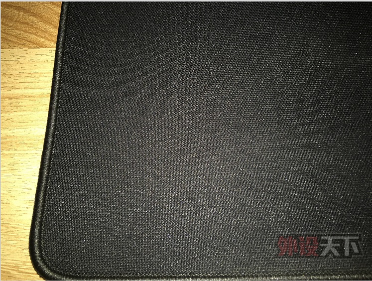 ���ɶ���������M65 RGB ��ɫ��ӣ�������Ŵ�ϸ���һ�� �����߾�������߼�