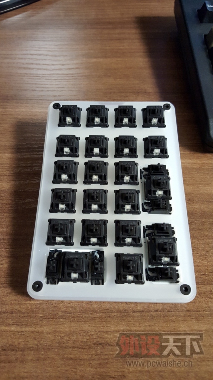 ����������ͼ ��Mpad ���ּ��� PCB ֧��24��ȫ���Զ���