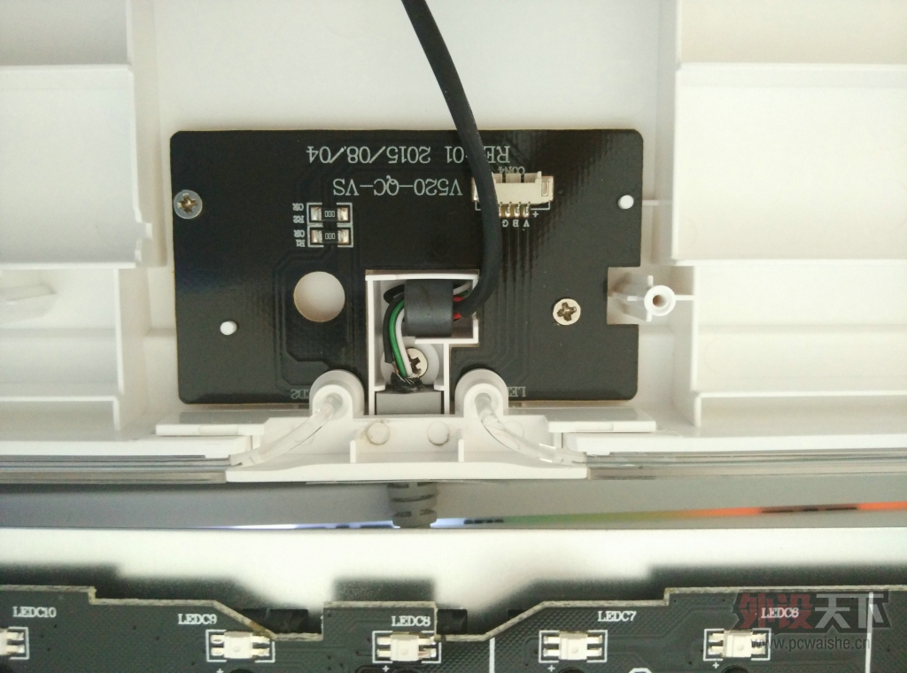 װV500 RGB