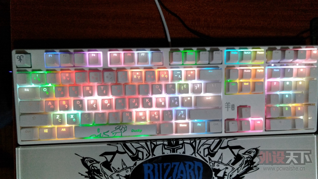 ��һ��Ѽ�ӵ�RGB