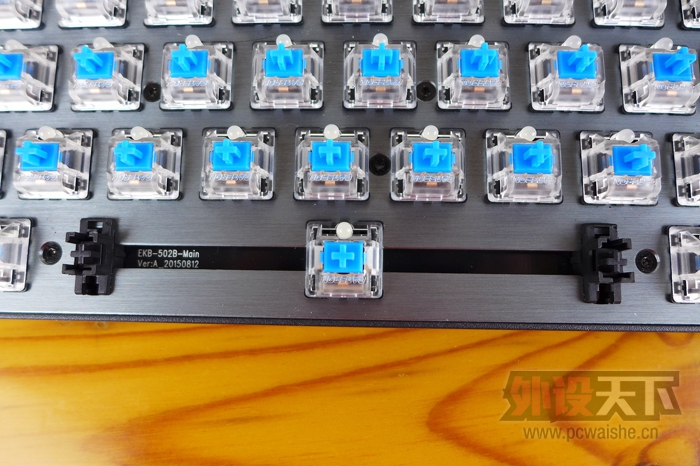 �����ڱ��ʣ������ư��-----����87����MXX����