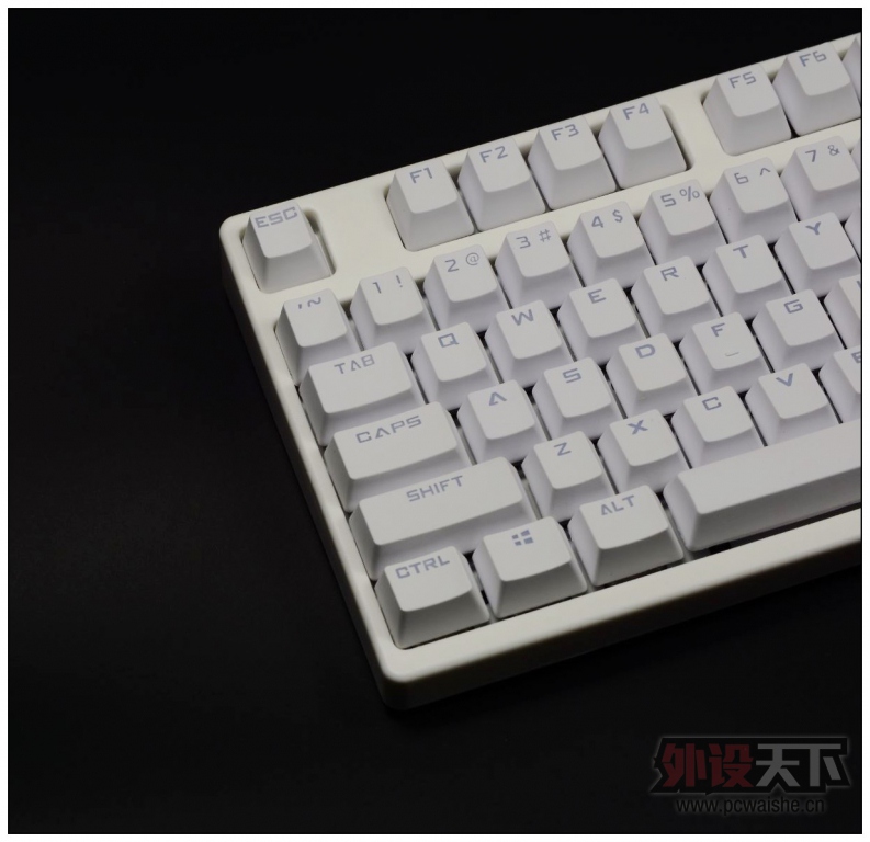 �������ſ����ϡ�EverGlide�չ�E300ȫ͸����е��������