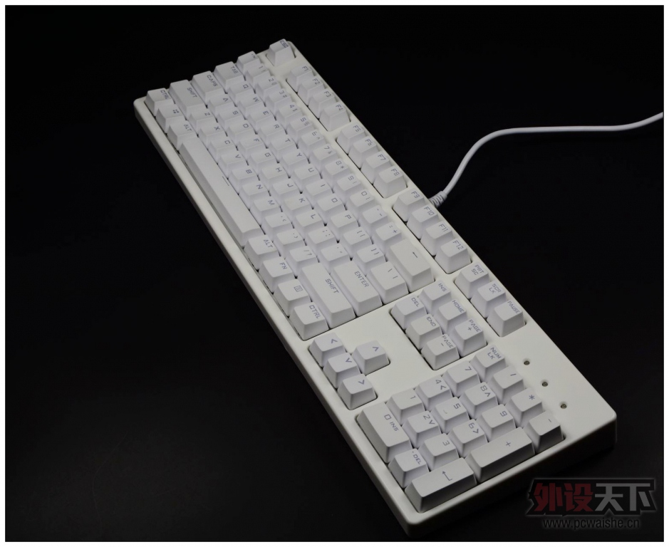 �������ſ����ϡ�EverGlide�չ�E300ȫ͸����е��������