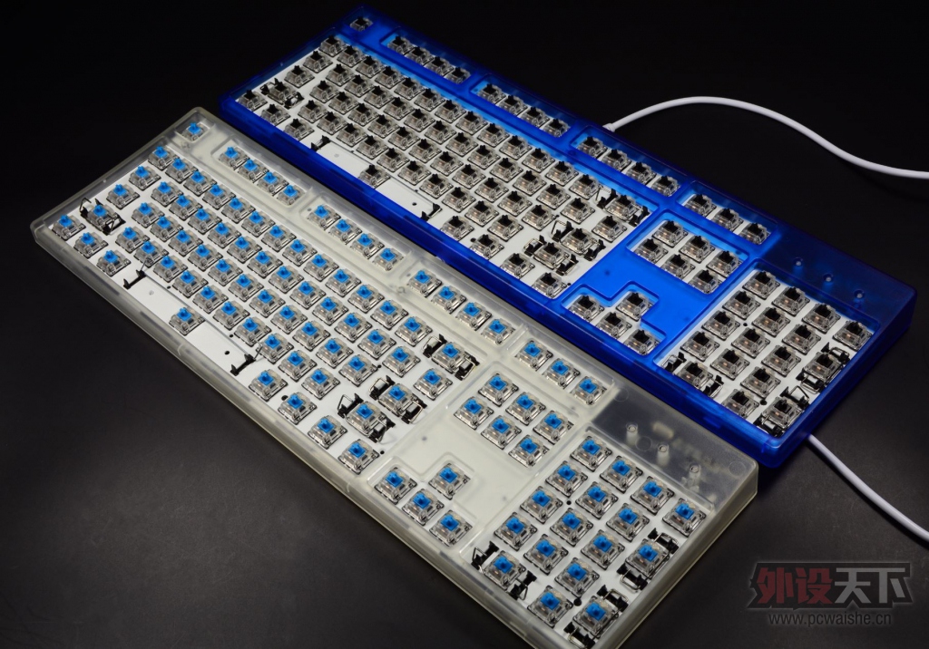 �������ſ����ϡ�EverGlide�չ�E300ȫ͸����е��������