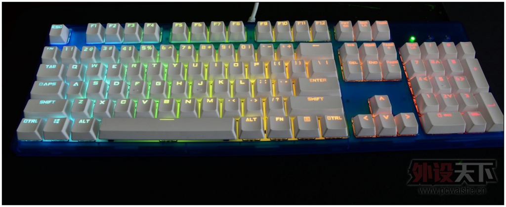 �������ſ����ϡ�EverGlide�չ�E300ȫ͸����е��������