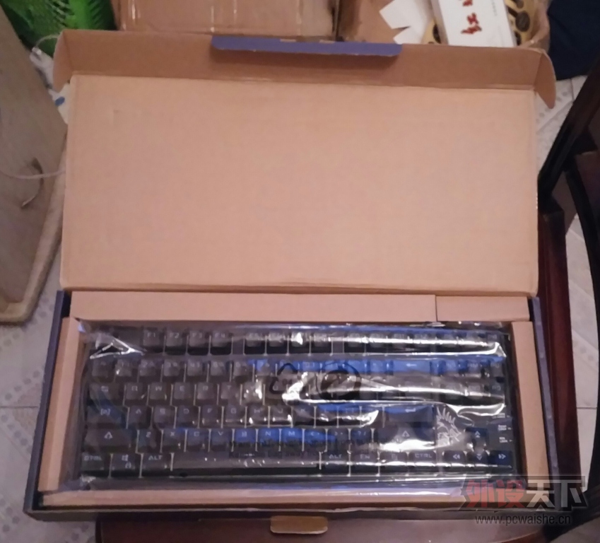 ����˵�RGB���ջ�ħ��SM680R������