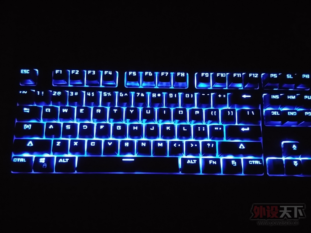 ����˵�RGB���ջ�ħ��SM680R������