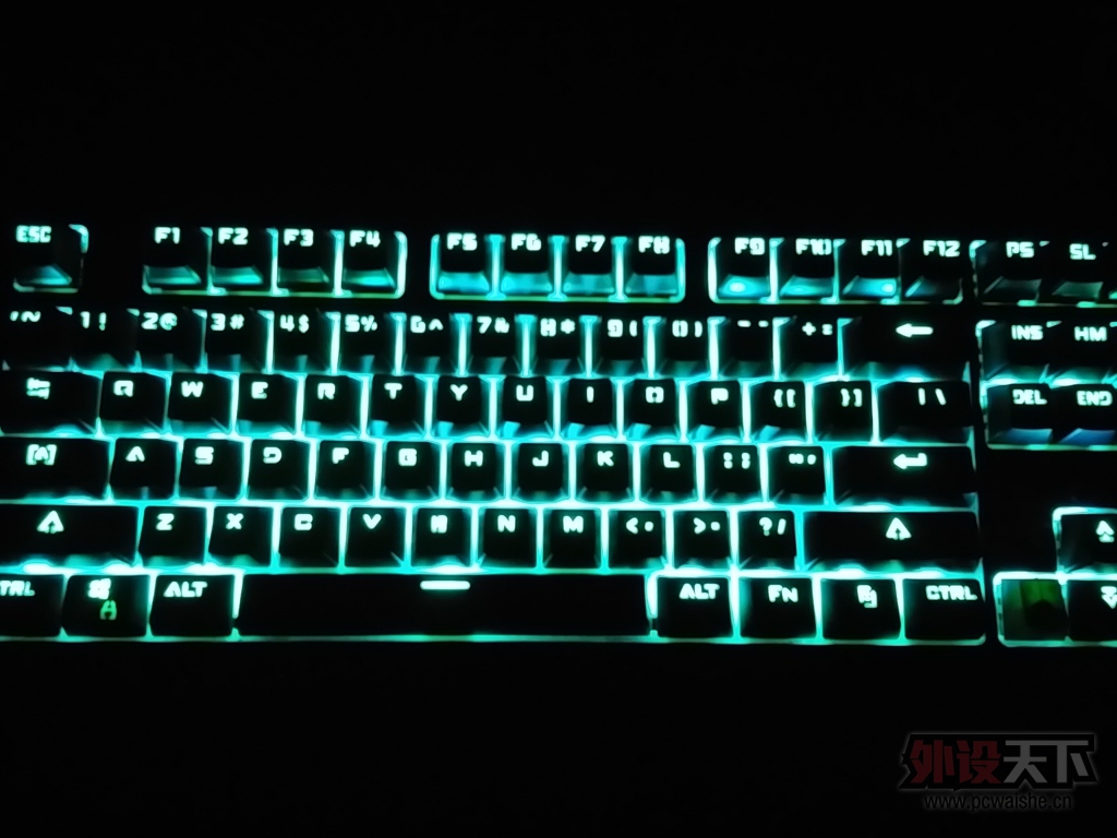 ����˵�RGB���ջ�ħ��SM680R������