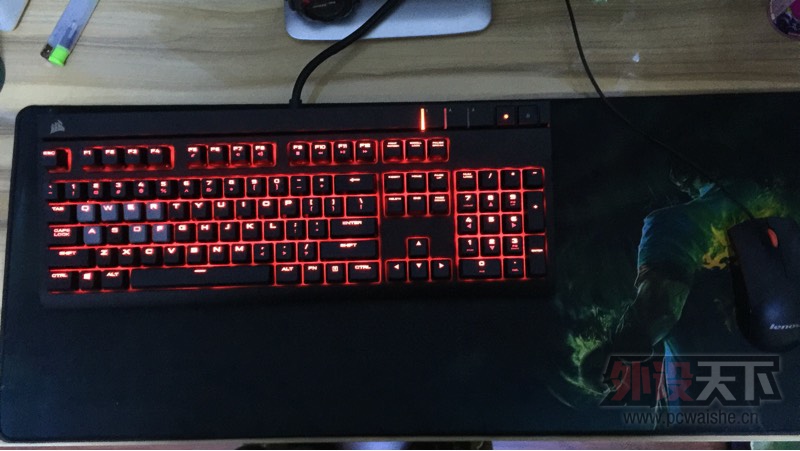 ���������ͽ��ߣ��ļ�֮������ñ����ĵļ�����ȥ�����ֳ���Ч���أ�