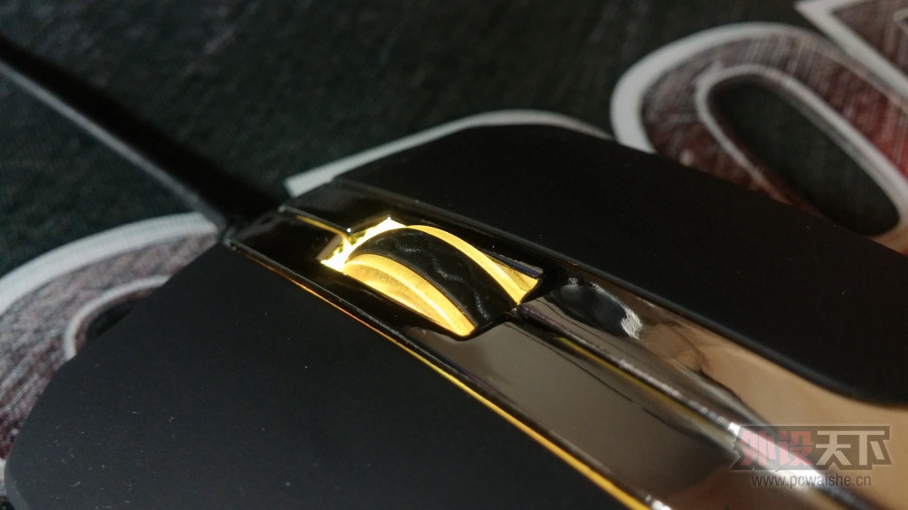 �Ƴ³��£������е�Ұ�ޡ���I-Rocks IM7 PRO�òʲ���Ϸ�������