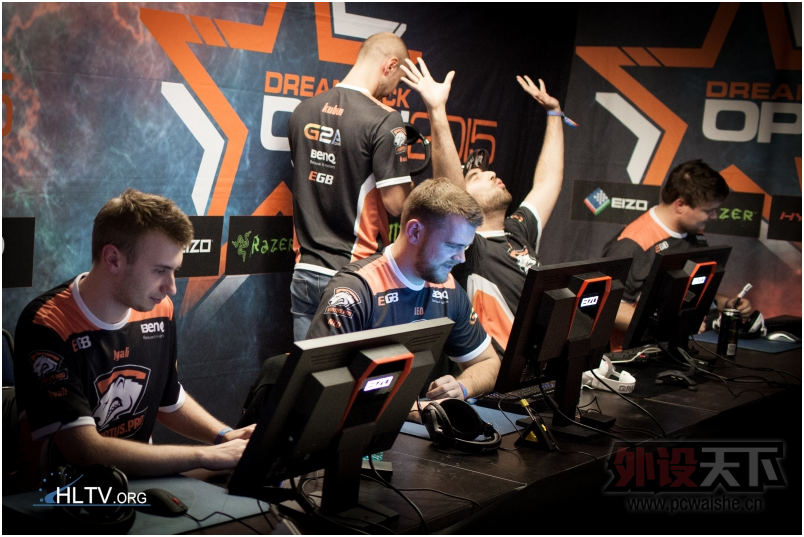 ������ѡ�ֵ����裨һ����DreamHack��³�ո���ս����Ӱ