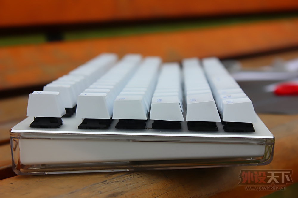 ��͸������е���̡����װ�V500RGB���������