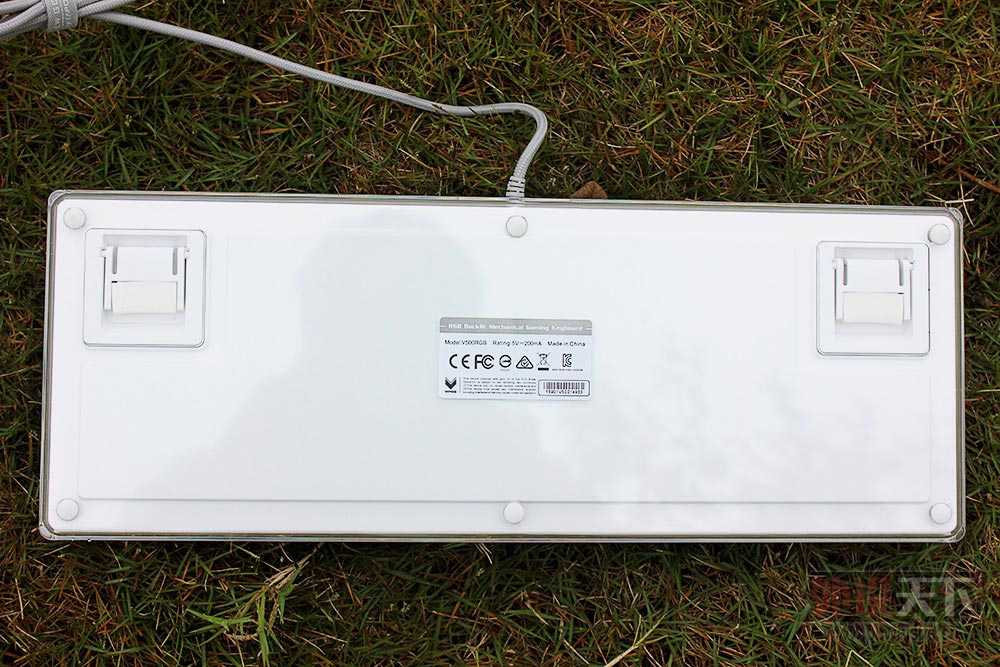 ��͸������е���̡����װ�V500RGB���������