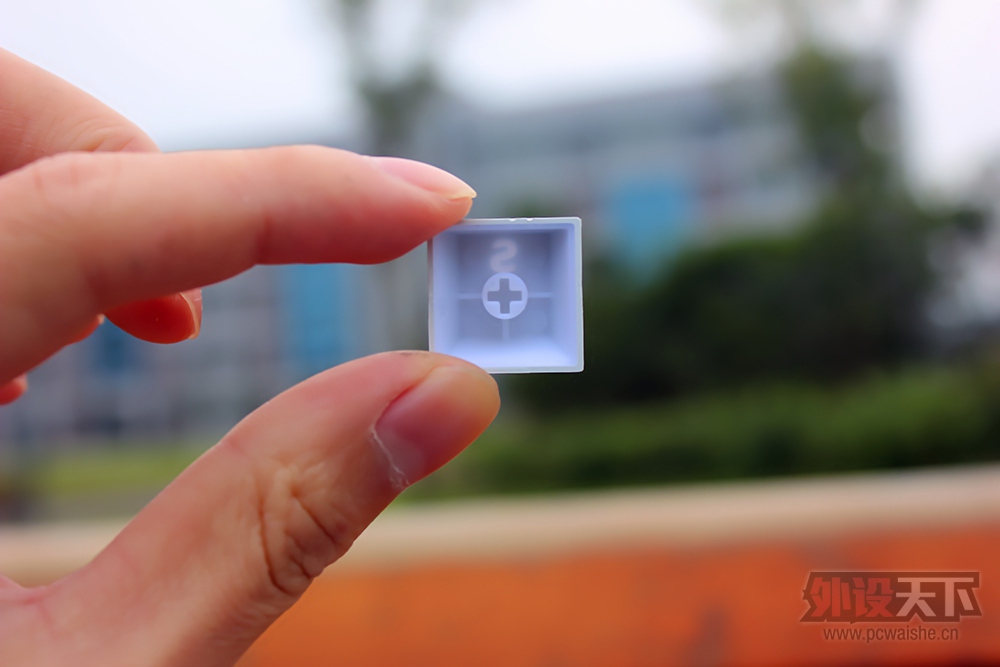 ��͸������е���̡����װ�V500RGB���������