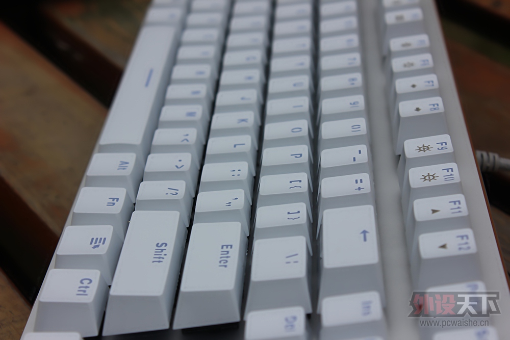 ��͸������е���̡����װ�V500RGB���������