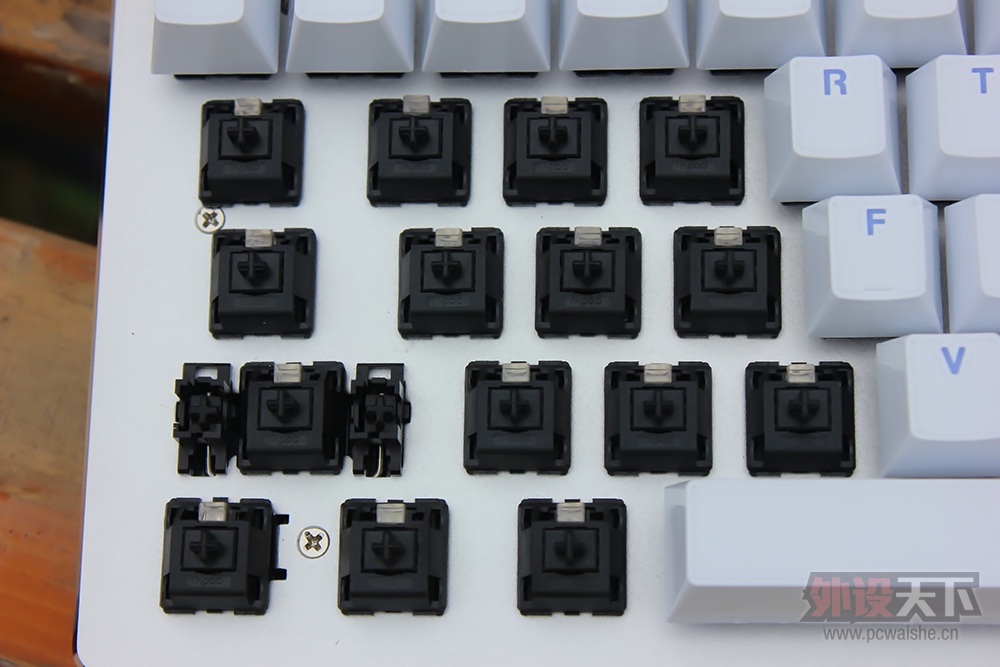 ��͸������е���̡����װ�V500RGB���������