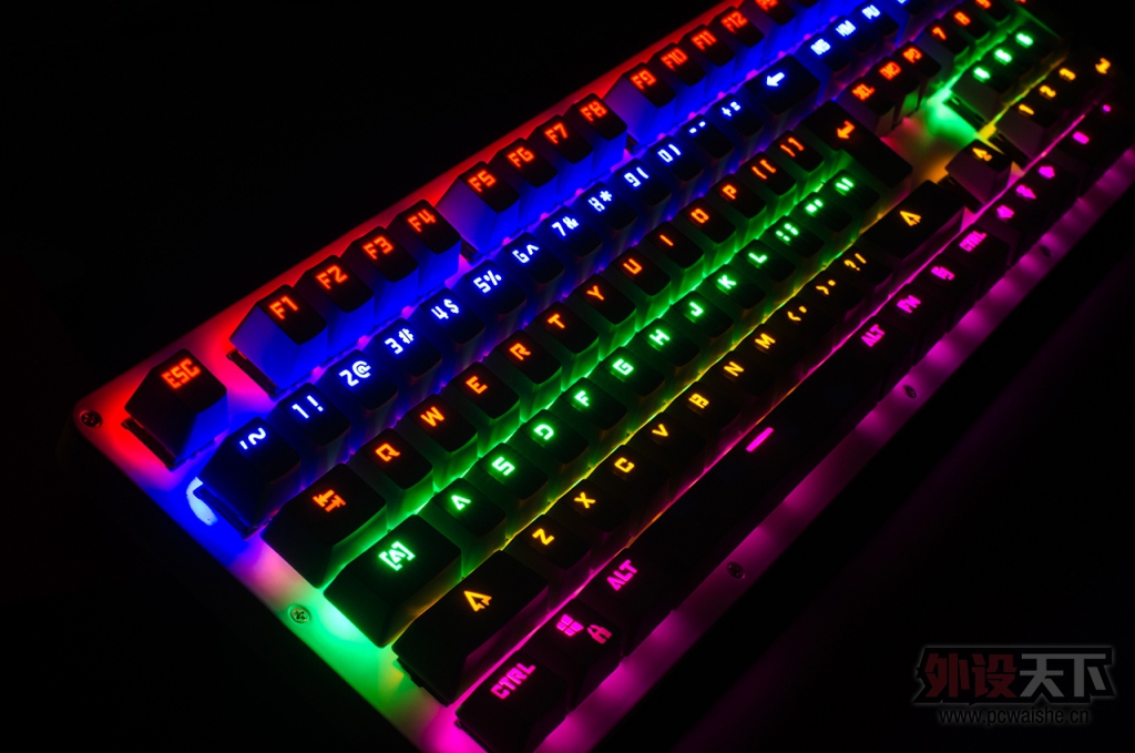 ������žž���Լ������Ҽ���������Ī��K002��ʰ�ɫ��