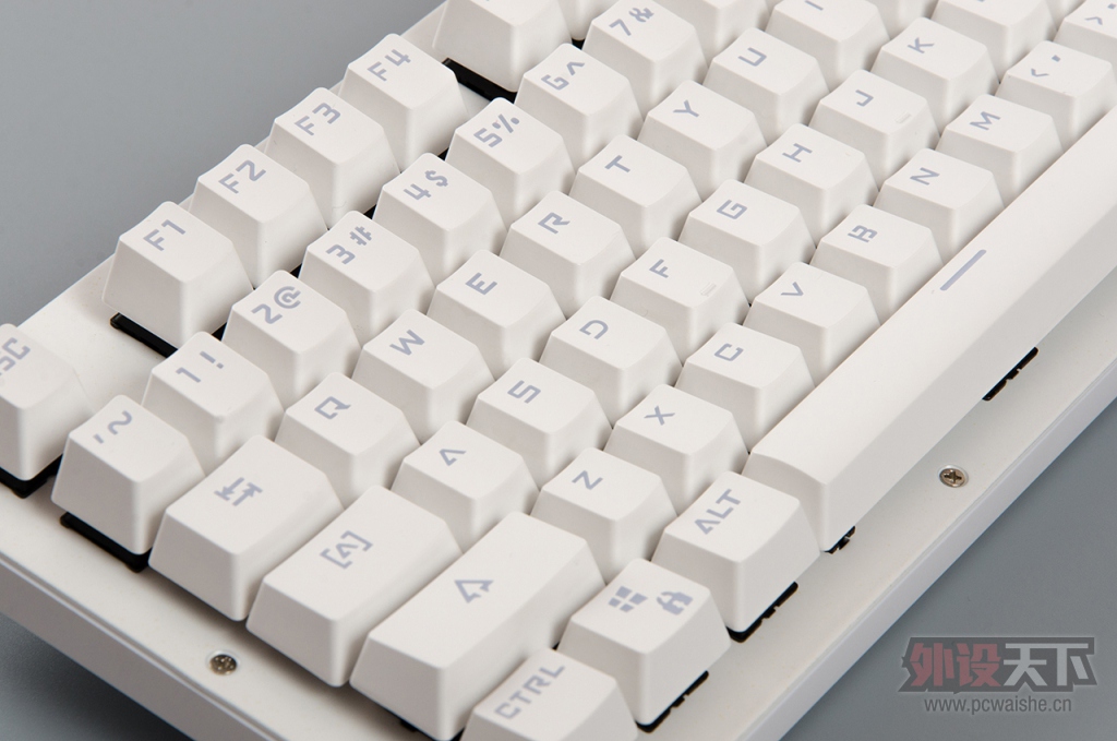 ������žž���Լ������Ҽ���������Ī��K002��ʰ�ɫ��