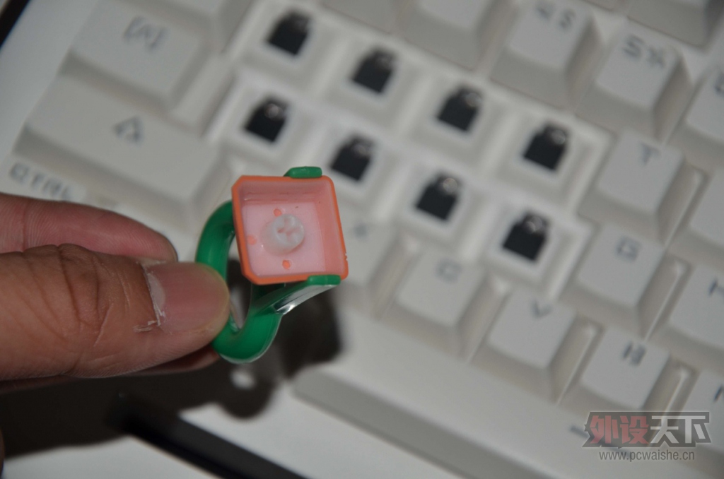 ս������ɲ�Ǽ䣬����Ѫ��B740��Ϸ����