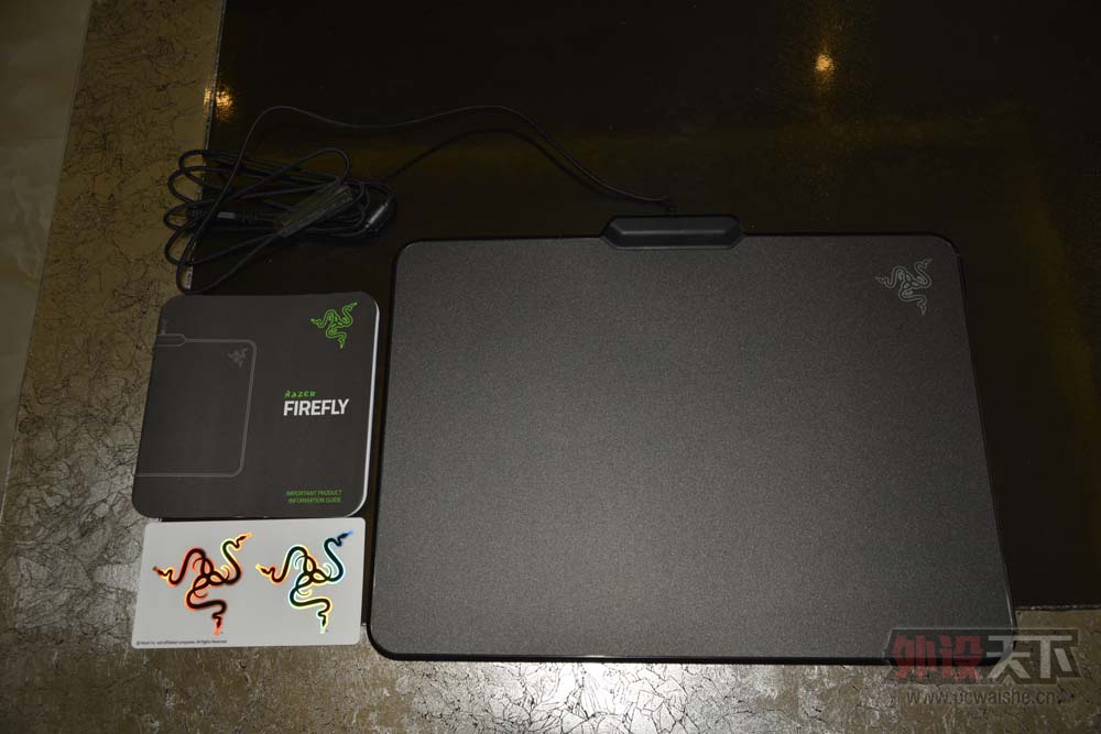 Razer���� Firefly������� Chroma�ò���������