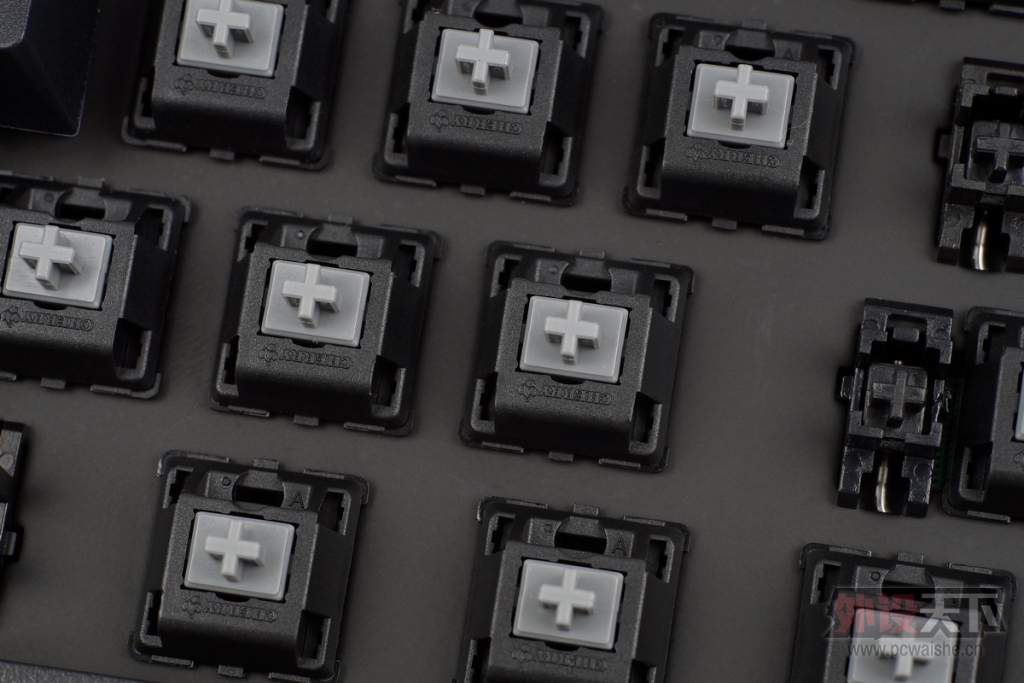 GANSS G.S-104 ��е���� ��������