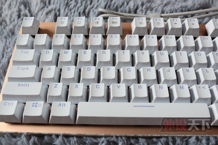 �ɱ�ĺ������װ�V500RGB����ɹ��