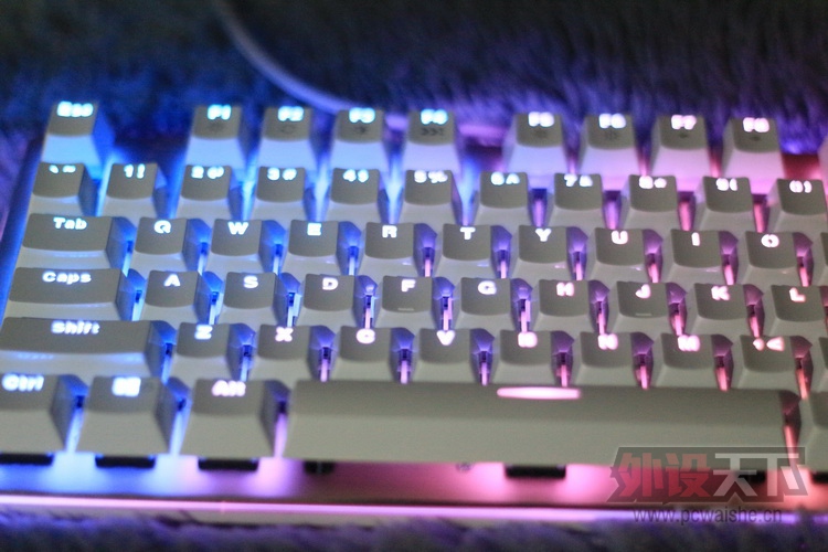 �ɱ�ĺ������װ�V500RGB����ɹ��