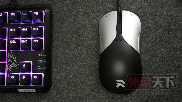 ƻ�����ã��߱Ƹ�SAO���ROGUE REZ ����