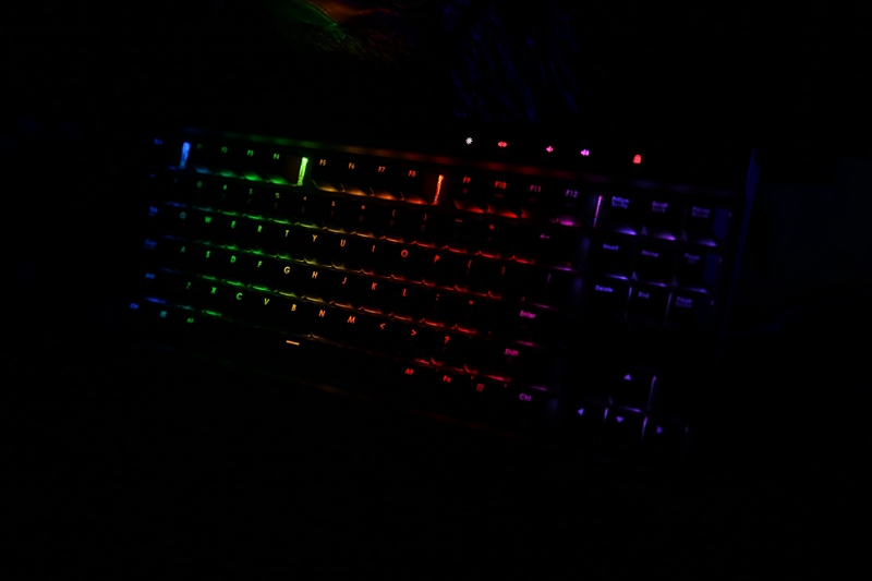 �ḻRGB��Ʒ�ߡ���������K65RGB��е��������