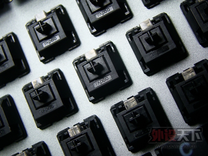 �װ�V500RGBȫ�ʱ����е���� ����� 1670��ɫ������