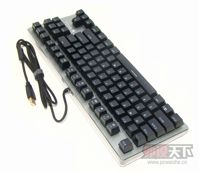 �װ�V500RGBȫ�ʱ����е���� ����� 1670��ɫ������