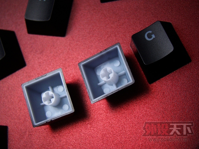 �װ�V500RGBȫ�ʱ����е���� ����� 1670��ɫ������