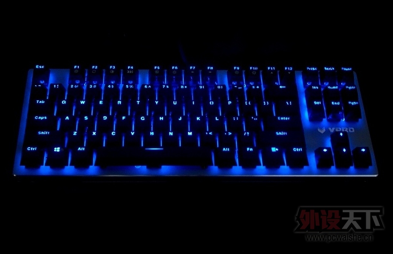 �װ�V500RGBȫ�ʱ����е���� ����� 1670��ɫ������
