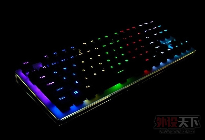 �װ�V500RGBȫ�ʱ����е���� ����� 1670��ɫ������