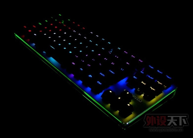 �װ�V500RGBȫ�ʱ����е���� ����� 1670��ɫ������