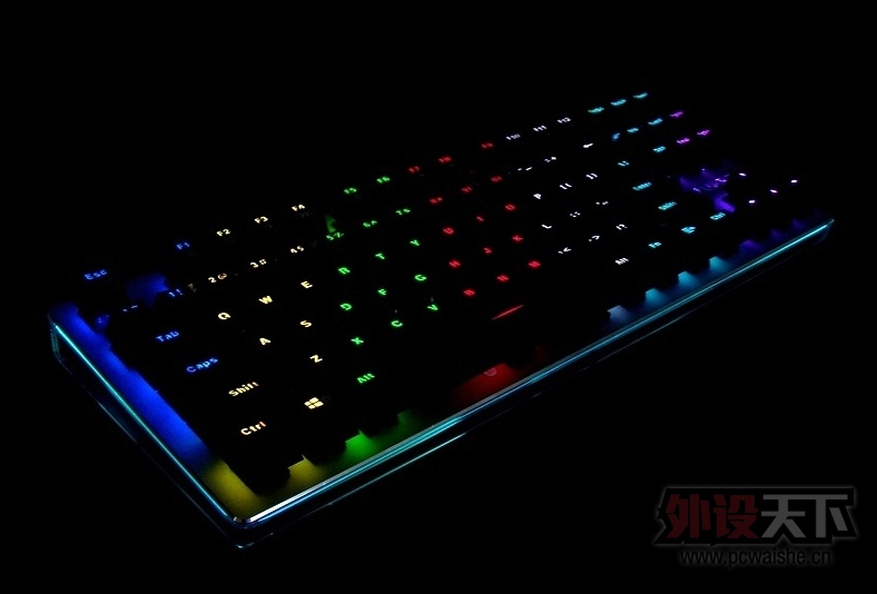 �װ�V500RGBȫ�ʱ����е���� ����� 1670��ɫ������