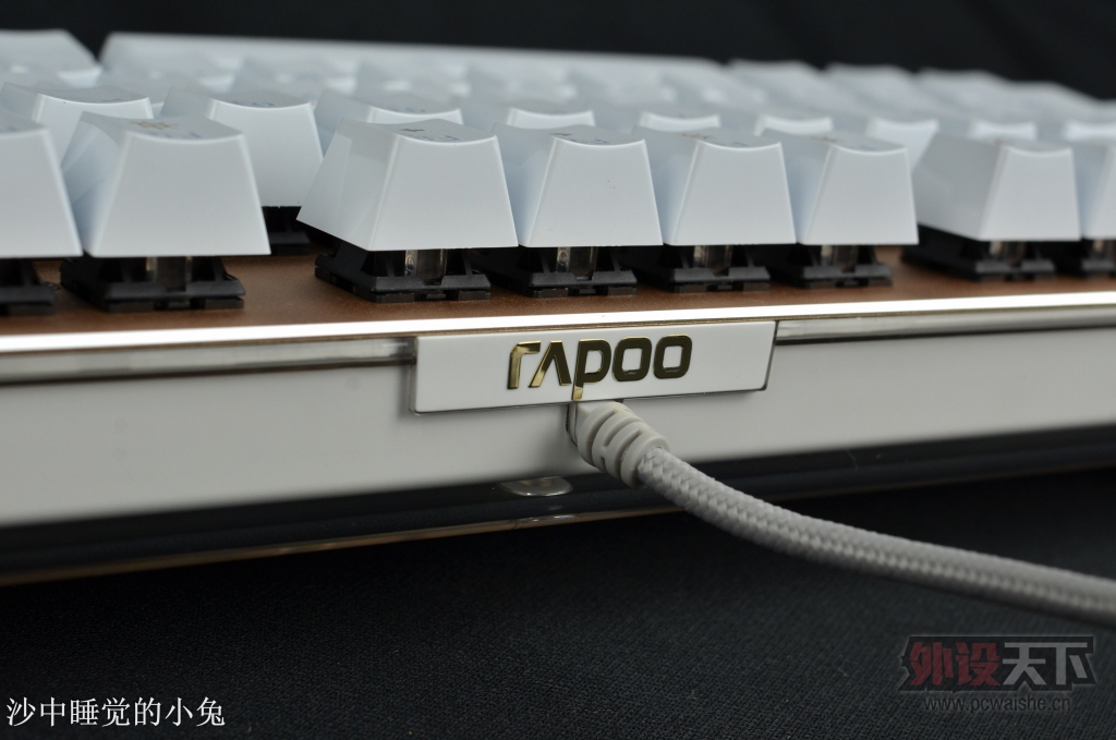 ����֮����ʵʵ���ڽӵ������װ�V500 RGB��е���� ����