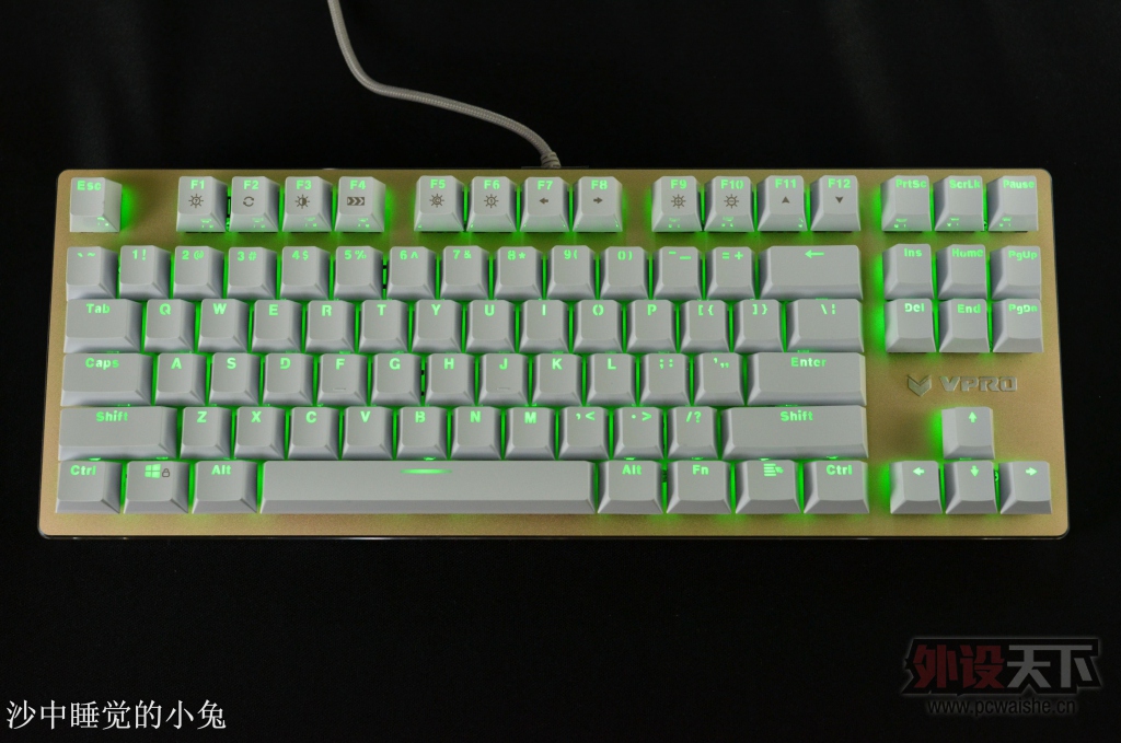 ����֮����ʵʵ���ڽӵ������װ�V500 RGB��е���� ����