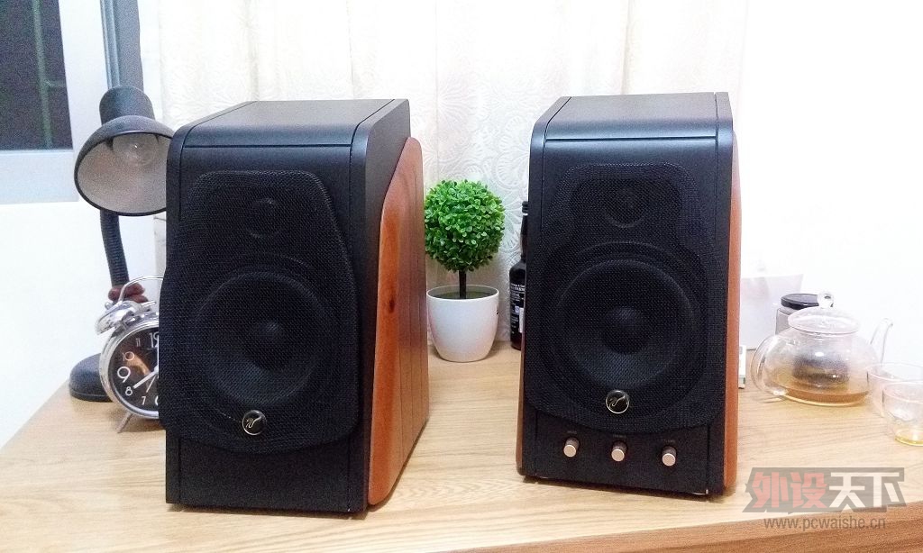 �����ݡ���9�»���M200MKIIIԭľ���䣬1200