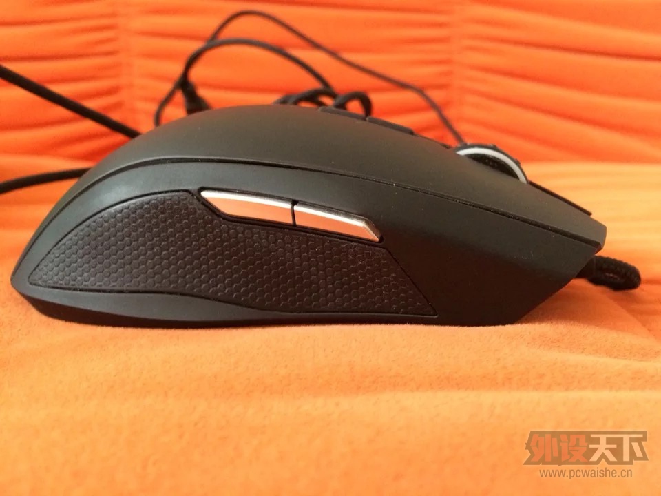 ���Ϻ����Ե�...��9����������̫�ʻ������,�ڱ���Ʊ����˵һ��ȫ,300����,�ͽ���