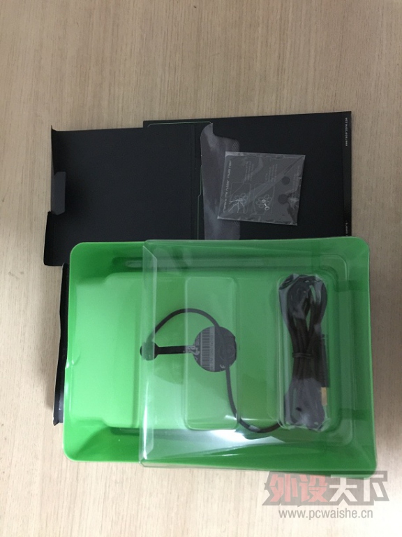 �����ݡ�Razer Naga Green ��â�� ���ѳ���